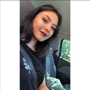 Meet your Posher, Alissa